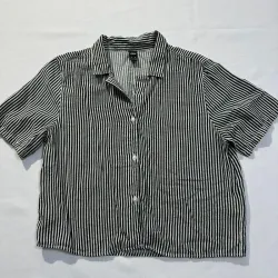 Camisa Estilo Boxy de Manga Corta de Rayas Blancas y Negras