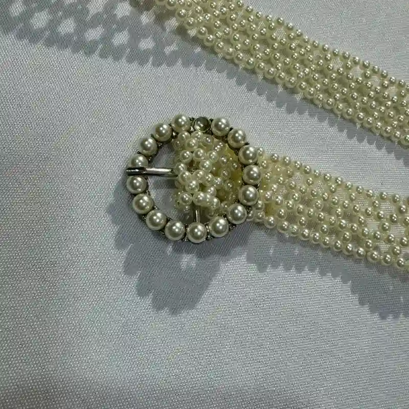 Cinto de Perlas Hebilla con Brillo
