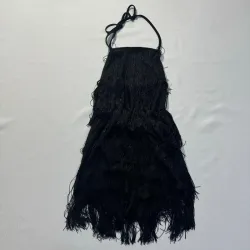 Vestido Corto de Flecos Negro Espalda Afuera