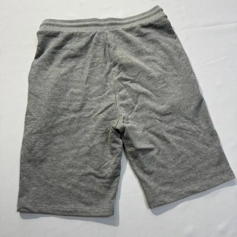 Short Gris de Felpa