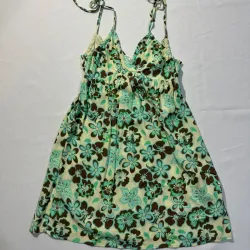 Vestido Corto Estampado Azul y Beige de Tirantes