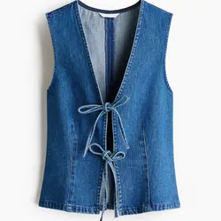 Blusa de denim con lazos al frente H&M