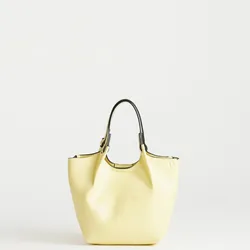 Bolso pequeño amarillo ASOS