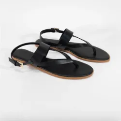 Sandalias Negras de Tira Con Hebilla