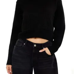 Sweater Negro Con Bolsillos 