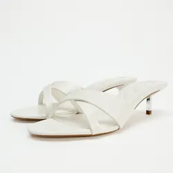 Tacones Blancos Bajos Tiras Cruzadas