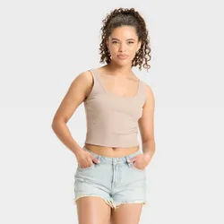 Top Básico Camiseta Beigw