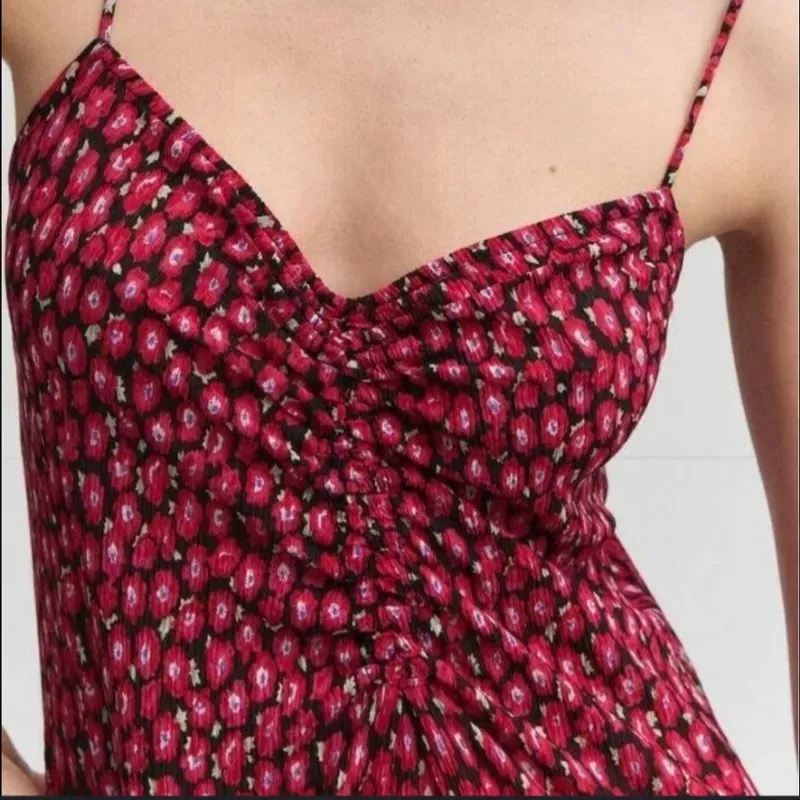 Top de tirantes rojo floral 