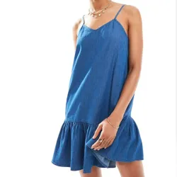 Vestido corto azul medio con cintura baja de cambray