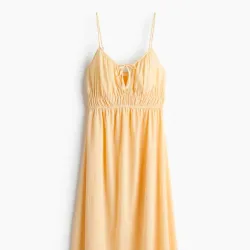 Vestido de Tirantes Color Mantequilla