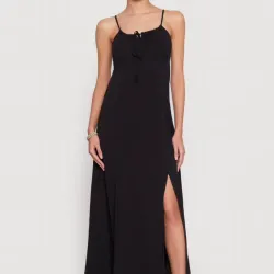 Vestido Largo Negro de Tirantes Abierto por un Lado 