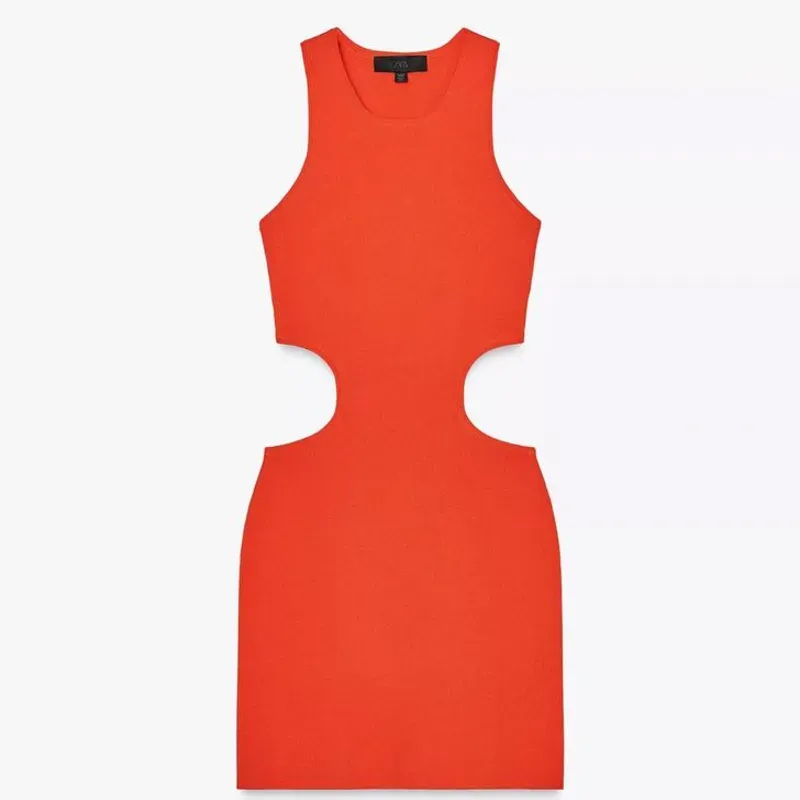 Vestido Rojo Ajustado Cintura Descubierta