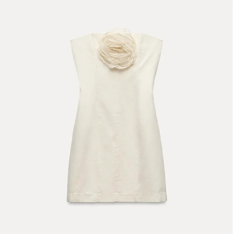 Vestido Strapless Blanco Corto Diseño Flor