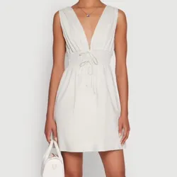 Vestido casual tono claro en verde