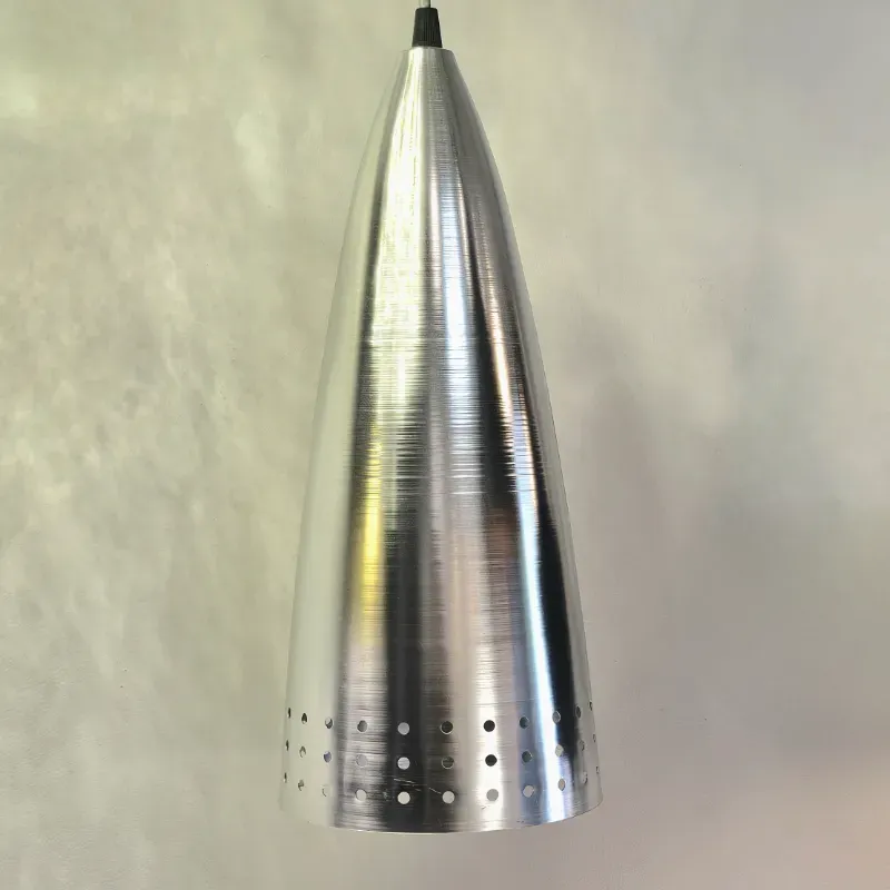 Luminaria cono de aluminio