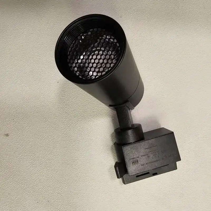 Luminaria de riel adosada a techo