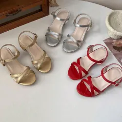 Sandalias altas