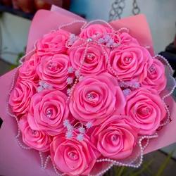 Ramo de 15 rosas 🌹 eternas forrado de papel coreano y maya de bordes de perlas