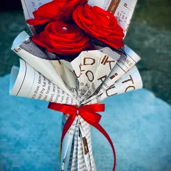 Ramo de tres rosas eterna