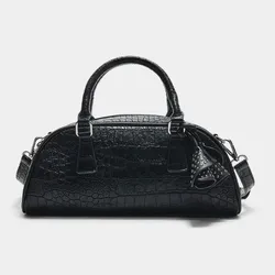 Bolso bowling efecto cocodrilo Stradivarius