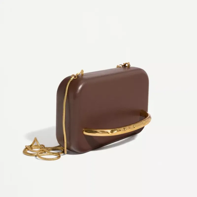 Bolso marrón rígido Lefties