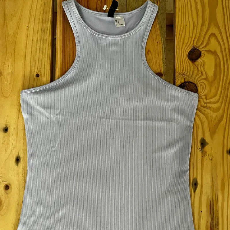Camiseta azul