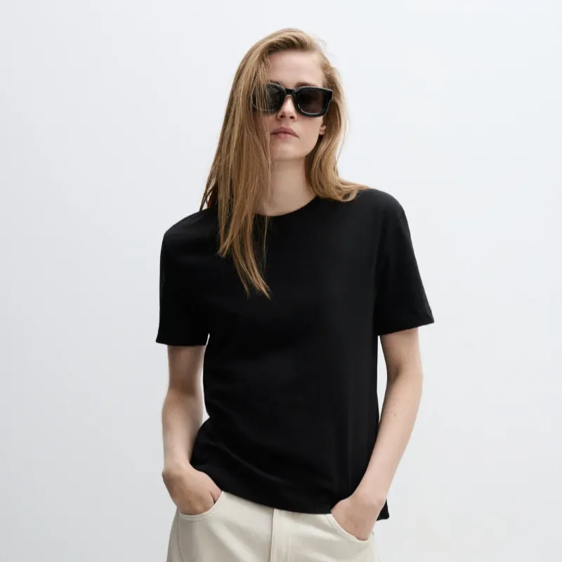 Camiseta negra larga 