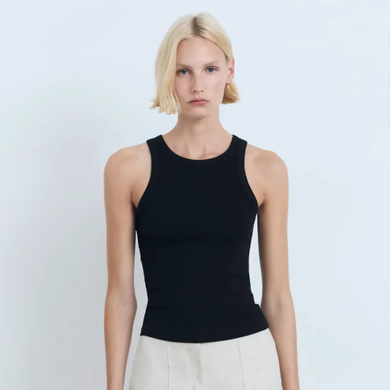 Camiseta negra MANGO