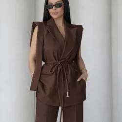 Conjunto marrón elegante
