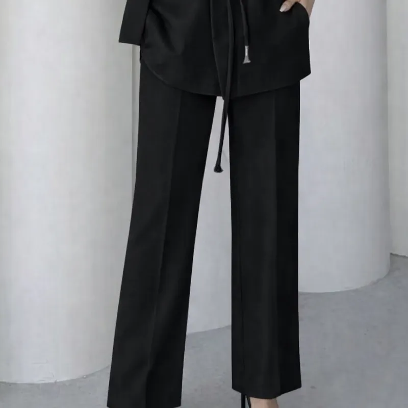 Conjunto negro elegante