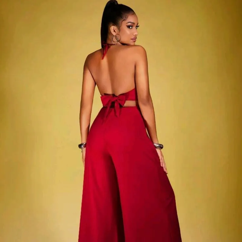 Mono pantalón con escote