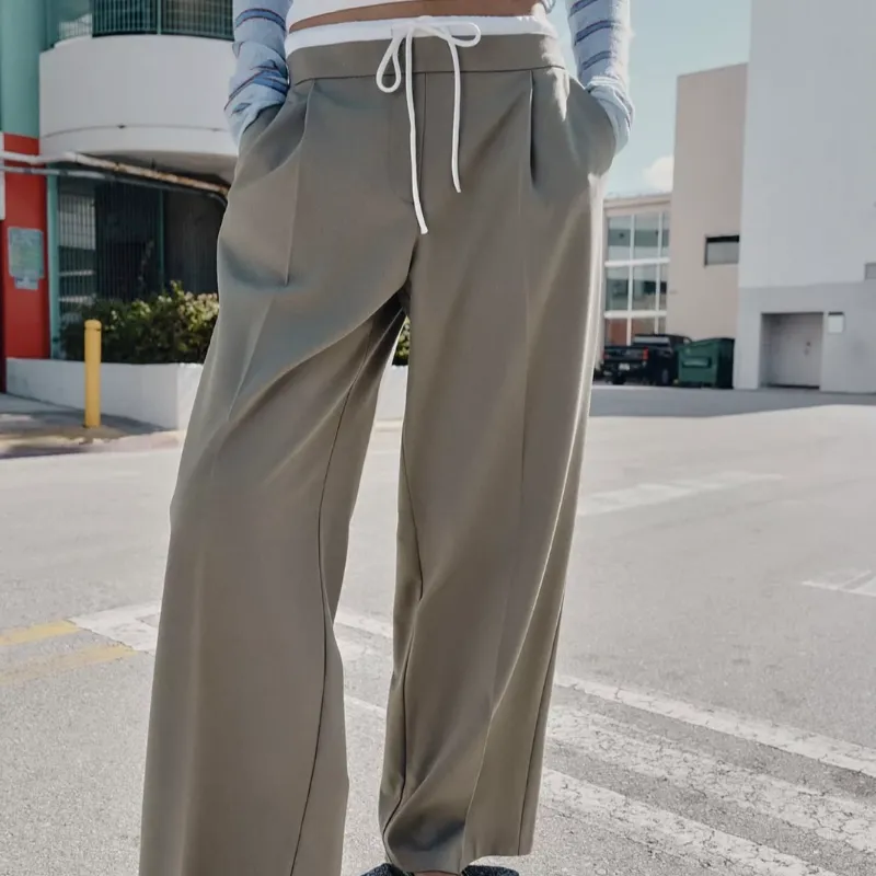 Pantalón Zara