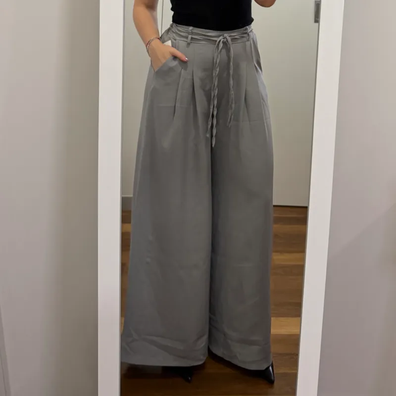 Pantalones corte recto