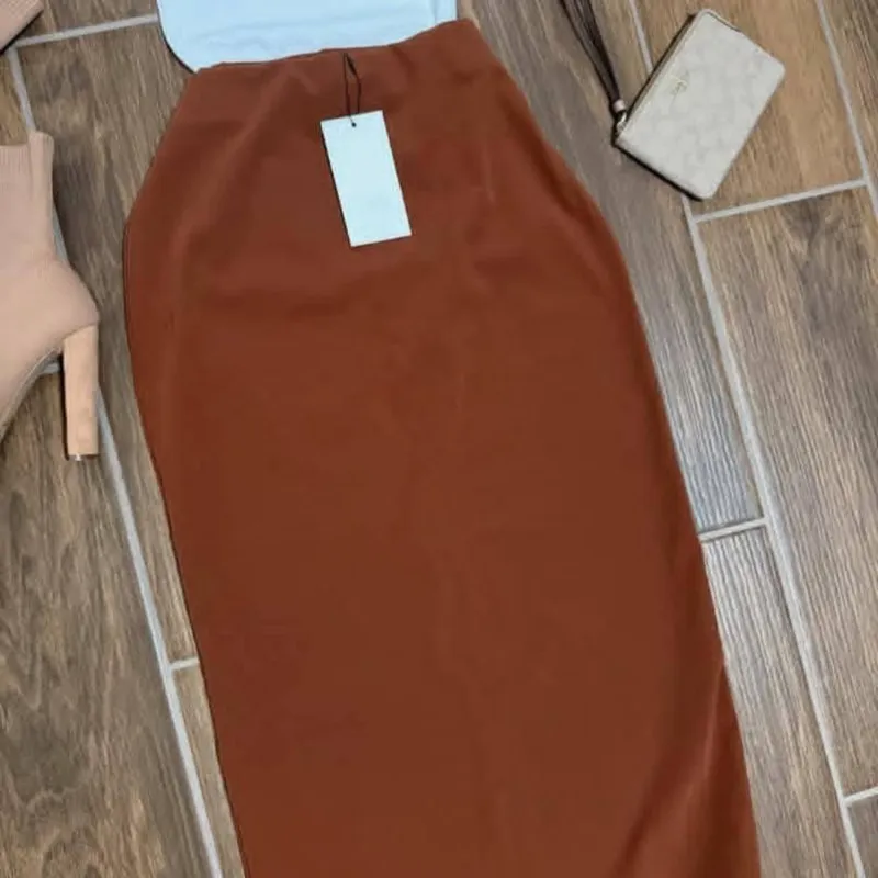 Saya larga Zara 