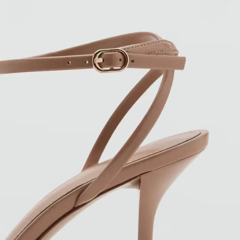 Tacones beige Mango
