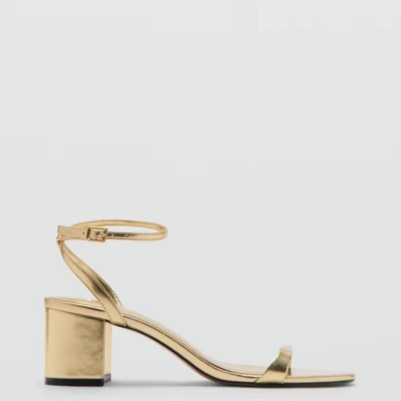 Tacones dorados Mango