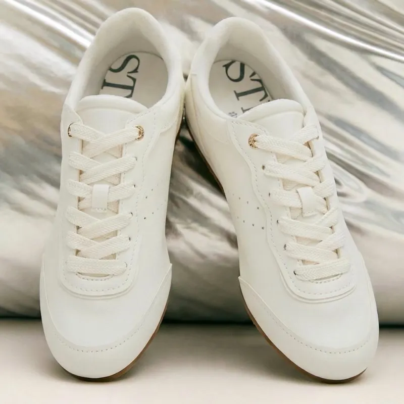 Tenis blancos Stradivarius