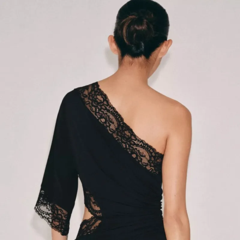 Vestido 1 manga Zara