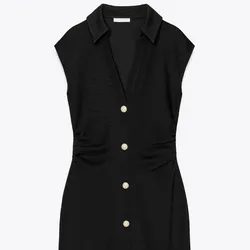 Vestido con botones dorados