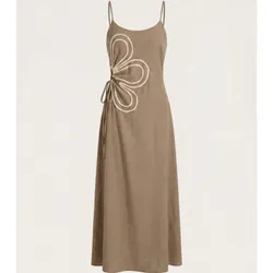 Vestido con detalle floral