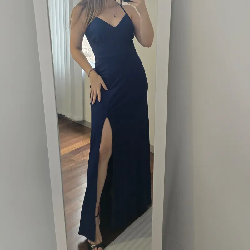 Vestido gala azul oscuro