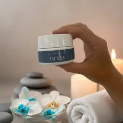 Crema de urea ,ácido hialurónico y ceramidas 💚