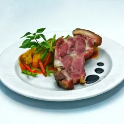 COCOTE AHUMADO AL CARBÓN CON TAMAL