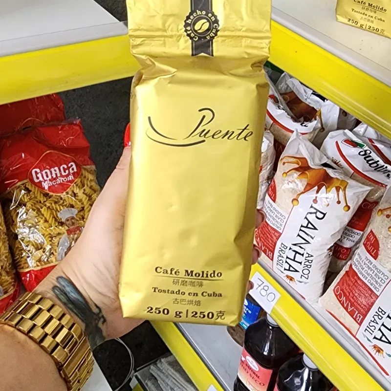 CAFÉ 