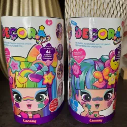 Muñecas DECORA GIRLS +44 Sorpresas para personalizarlas