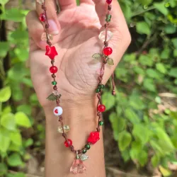  Collar Lady in red