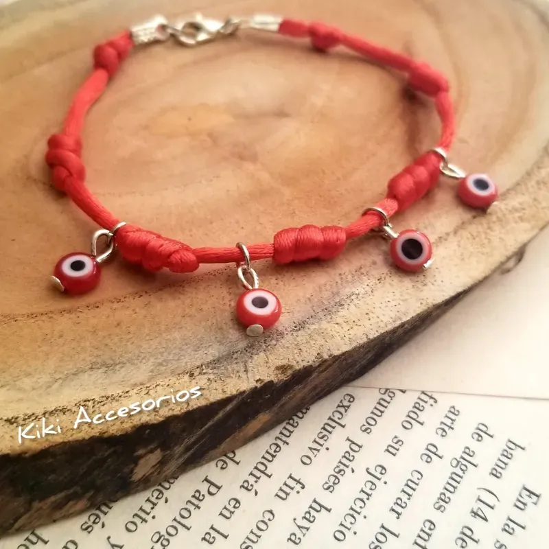 Pulsera de 7 nudos y ojitos turcos 