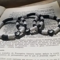 Pulseras ying yang con fimos