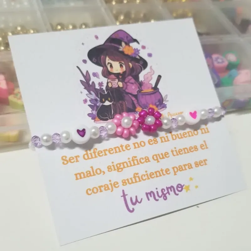 Pulseritas mixtas con flores