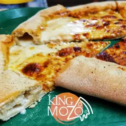 Pizza regular orilla de queso blanco 